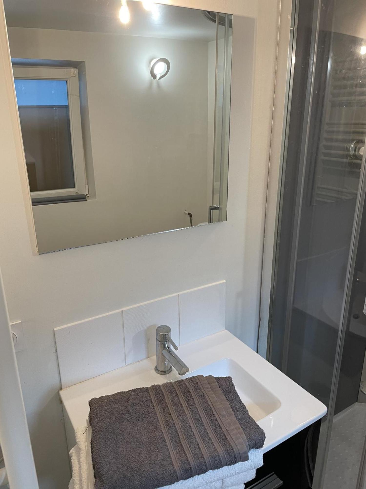 Appartshotels'De Ville Bourg-lès-Valence Szoba fotó